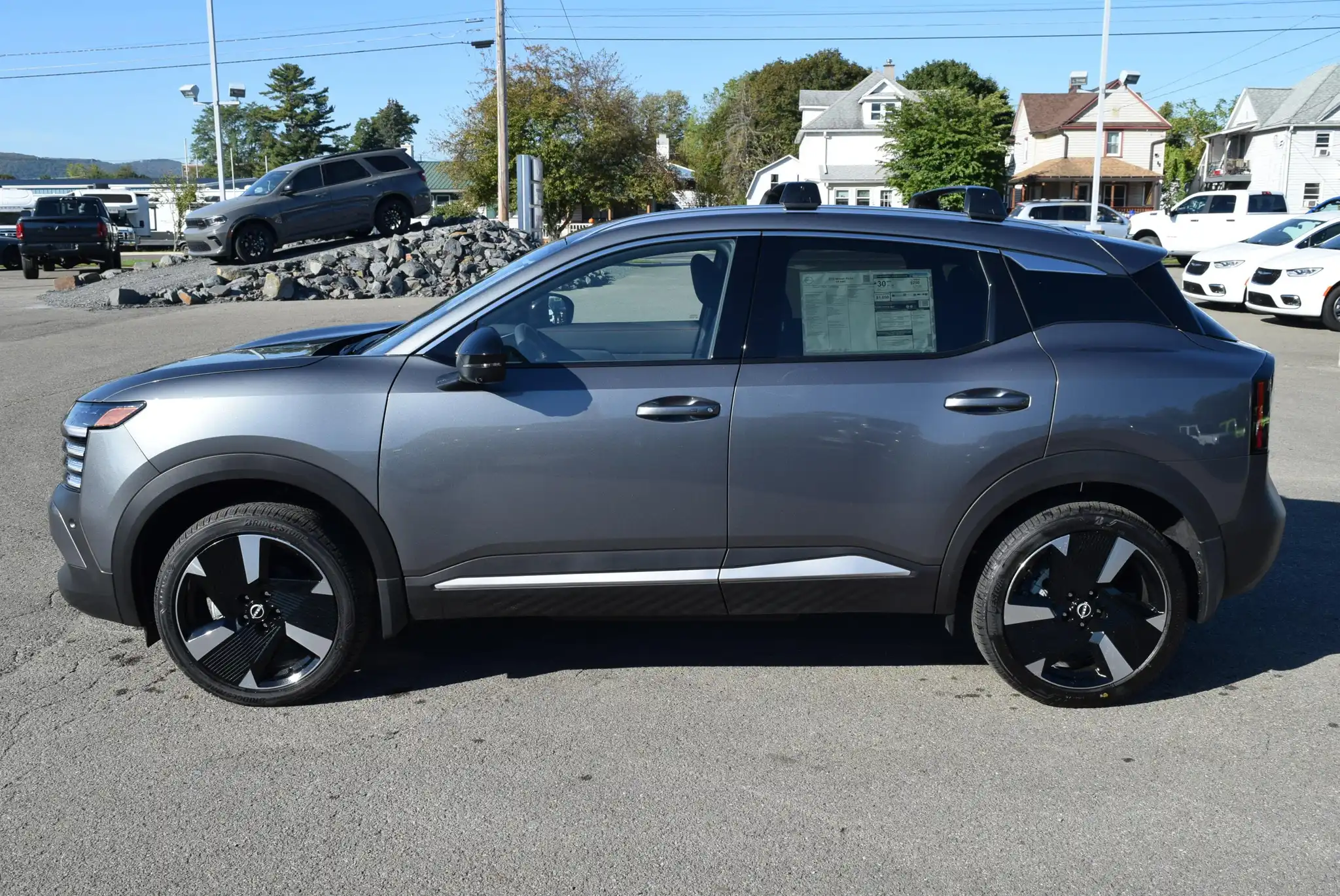 2026 Nissan Kicks 2.0 SR AWD's photo