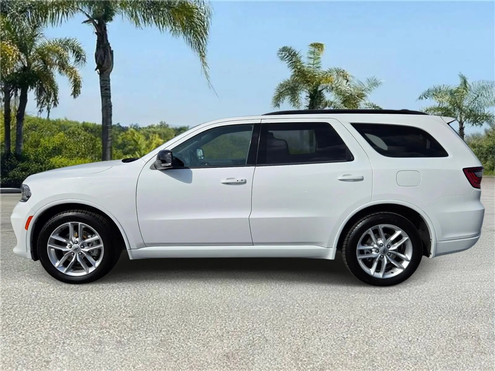 2024 Dodge Durango GT Plus RWD photo 3