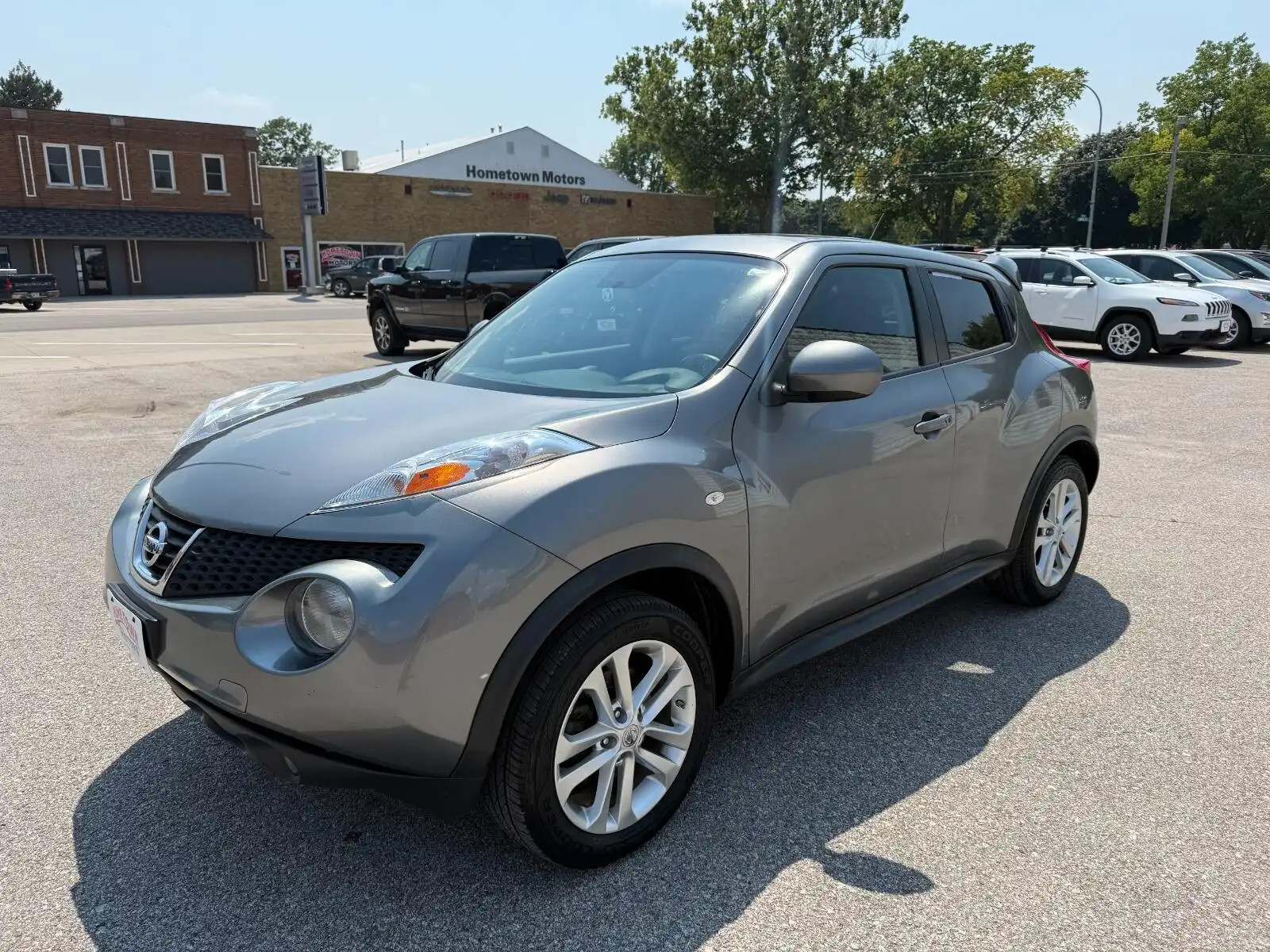 2014 Nissan Juke SV AWD CVT's photo