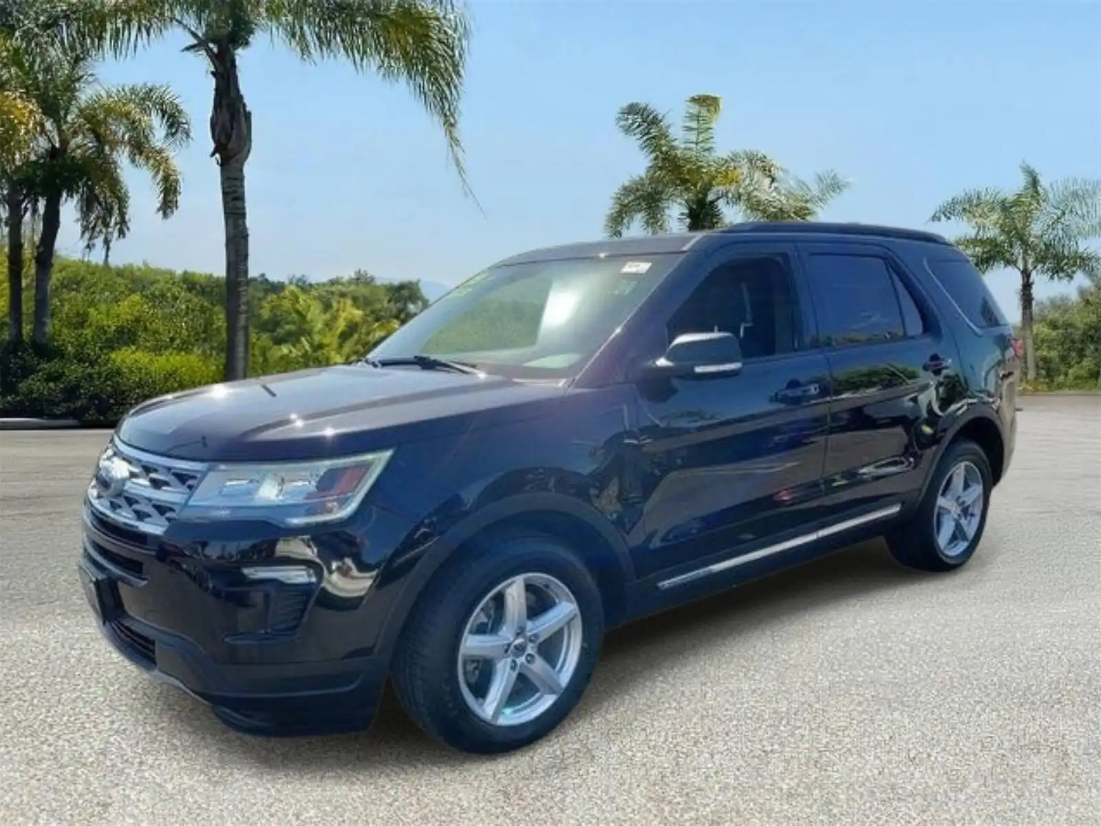 2019 Ford Explorer XLT FWD's photo