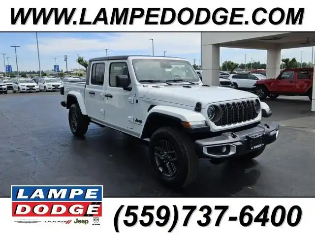 2026 Jeep Gladiator Sport S Auto's photo