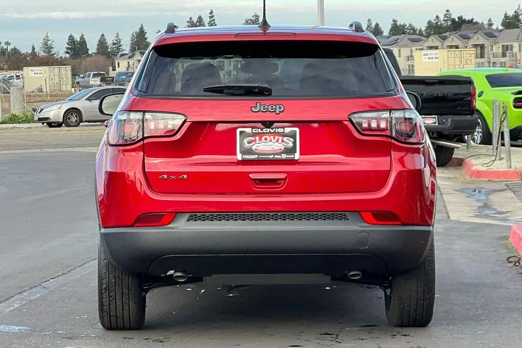 2026 Jeep Compass Altitude 4X4 photo 5
