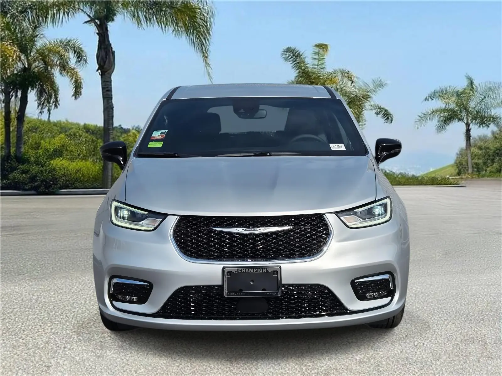 2026 Chrysler Pacifica Select photo 3