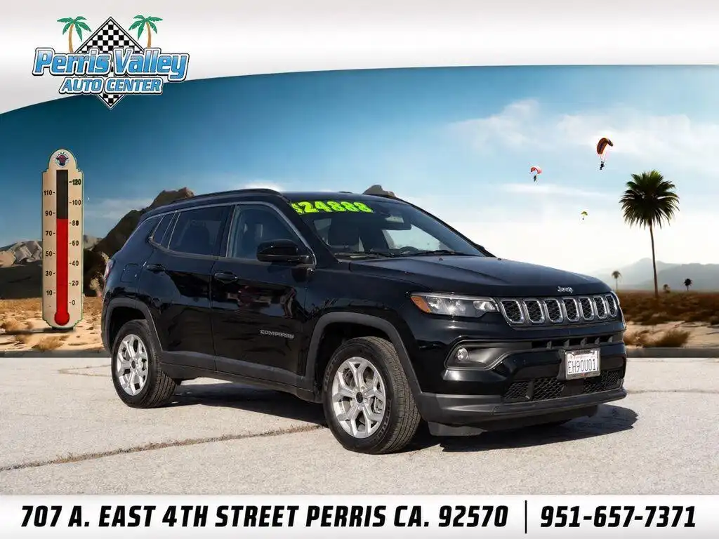 2025 Jeep Compass Latitude 4WD's photo