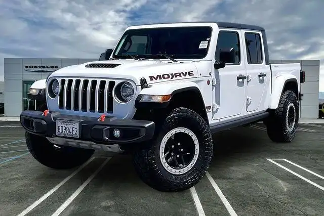 2021 Jeep Gladiator Mojave's photo