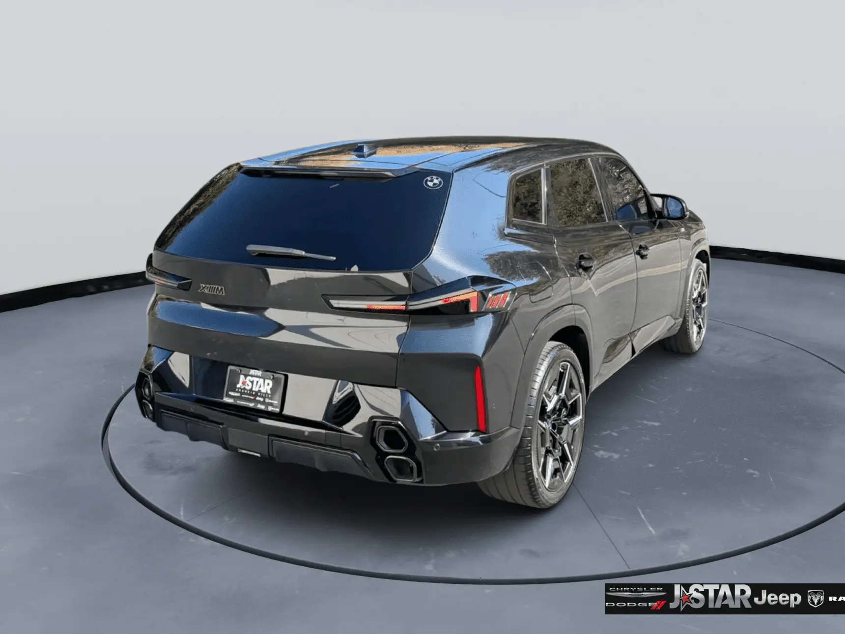 2023 BMW XM Base photo 5