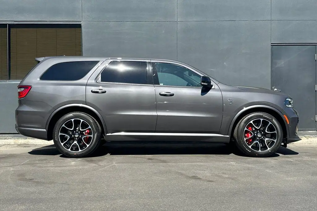 2026 Dodge Durango SRT Hellcat AWD photo 3