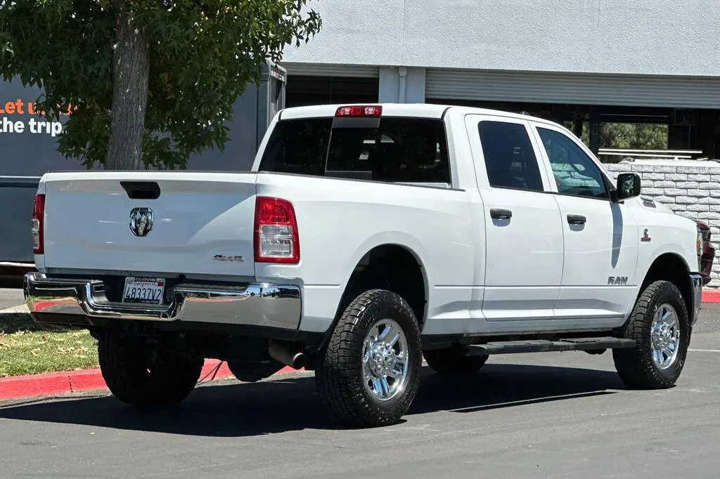 2019 RAM 2500 Tradesman 4X4 Crew Cab SWB photo 4
