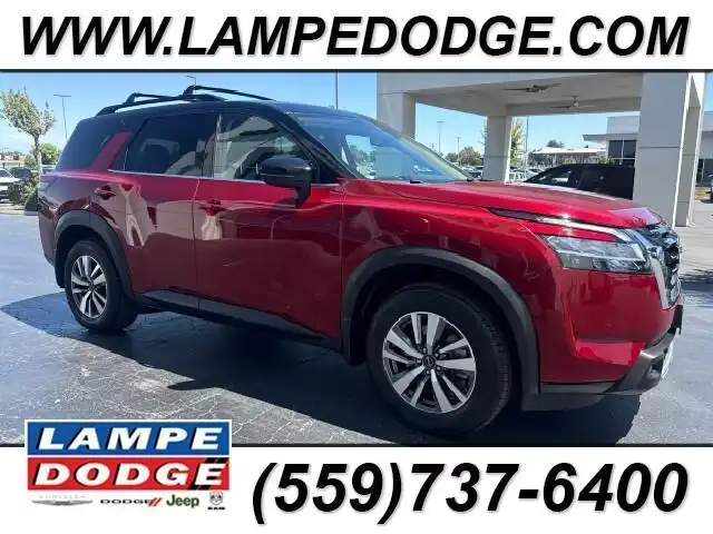 2023 Nissan Pathfinder SL 2WD's photo