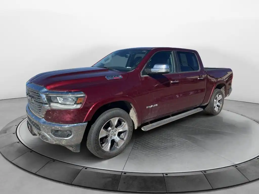 2022 RAM 1500 Laramie 4x4 Crew Cab 5'7's photo