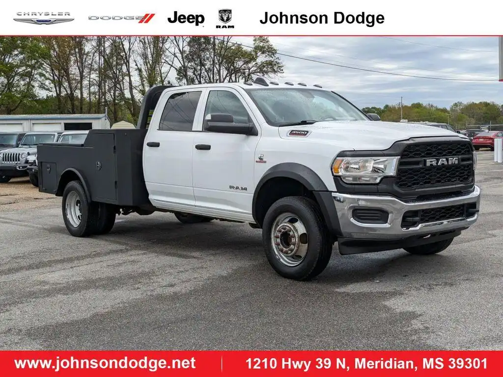 2019 RAM 4500 Tradesman 4X4 Crew Cab DRW 173" WB's photo