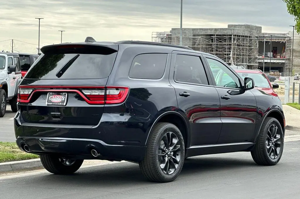 2026 Dodge Durango GT Plus AWD photo 4