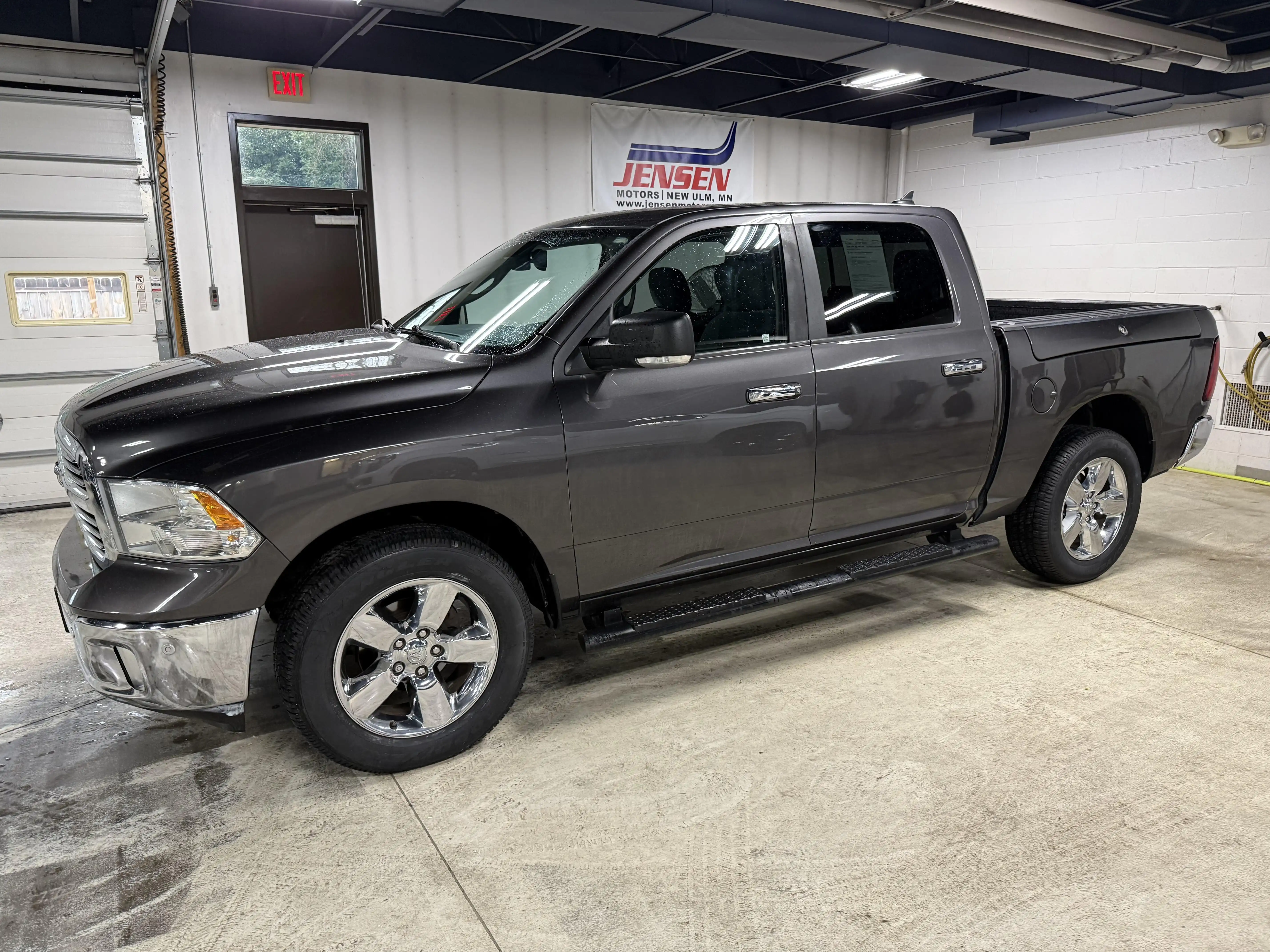 2014 RAM 1500 Big Horn/Lone Star 4x4 Crew Cab's photo