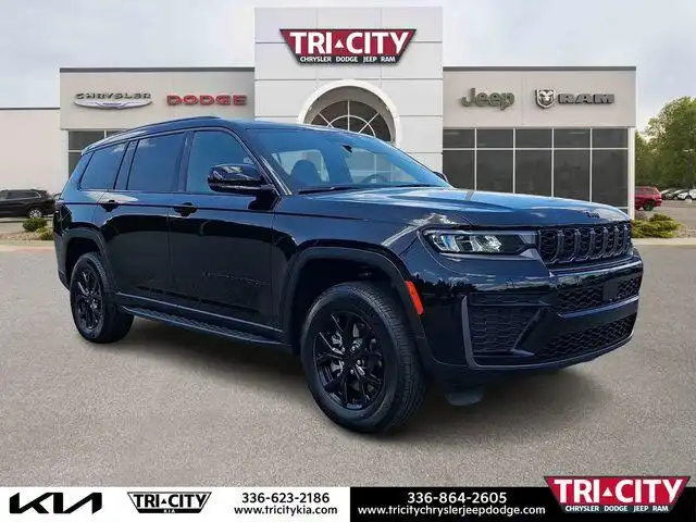 2026 Jeep Grand Cherokee L Laredo Altitude 4x4's photo
