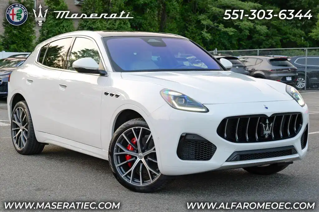 2025 Maserati Grecale 2.0 MHEV AUTO 4WD's photo