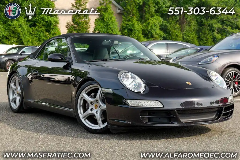 2006 Porsche 911 Carrera 4 Cabriolet's photo