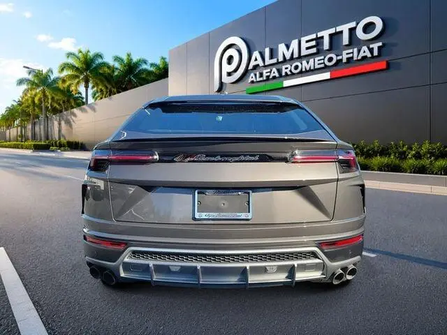 2021 Lamborghini Urus undefined photo 5