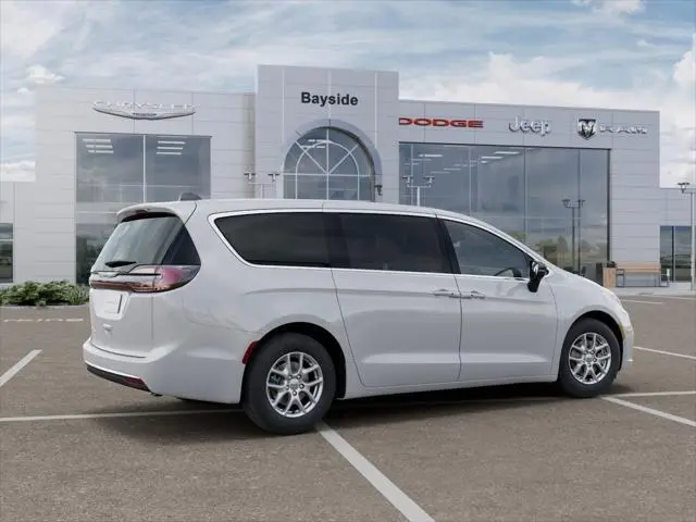 2025 Chrysler Pacifica Select photo 4