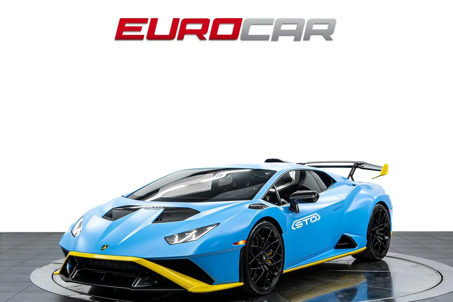 2022 Lamborghini Huracan STO Coupe's photo