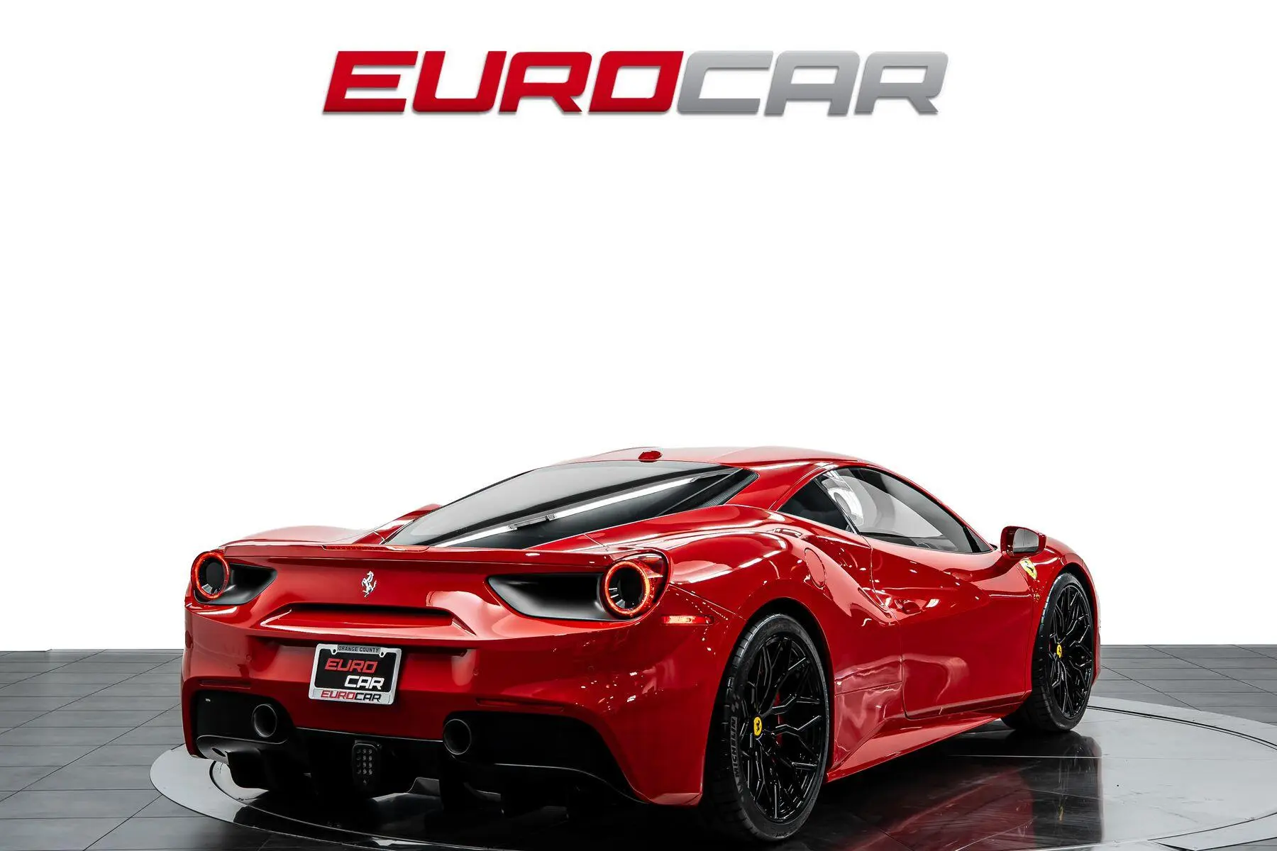 2017 Ferrari 488 Base photo 5