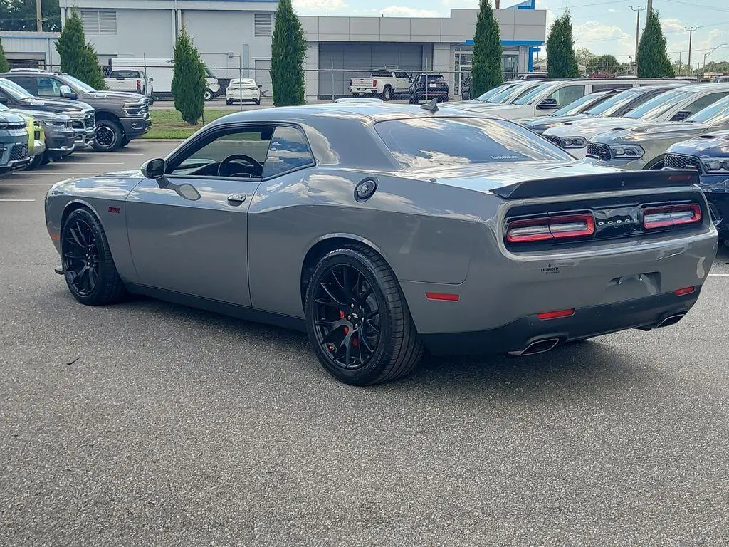 2023 Dodge Challenger R/T Scat Pack photo 3