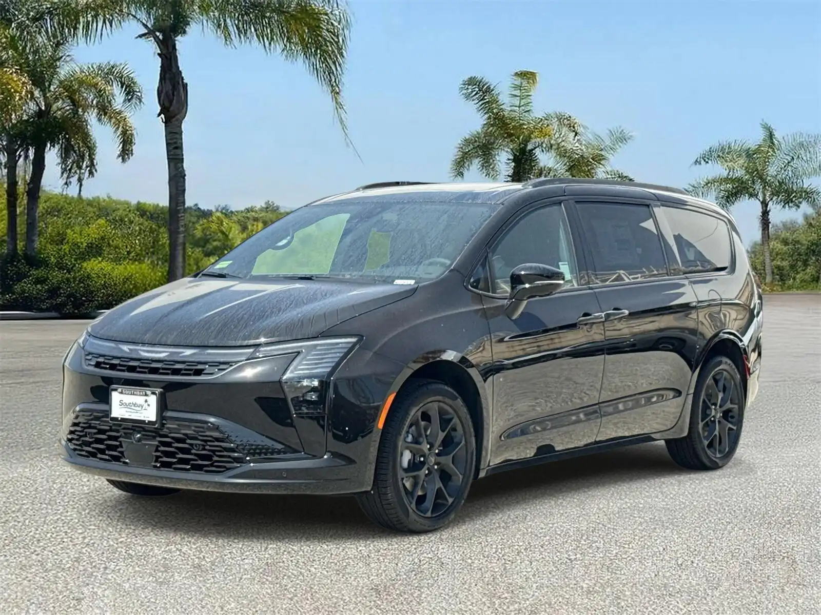 2027 Chrysler Pacifica Limited AWD's photo