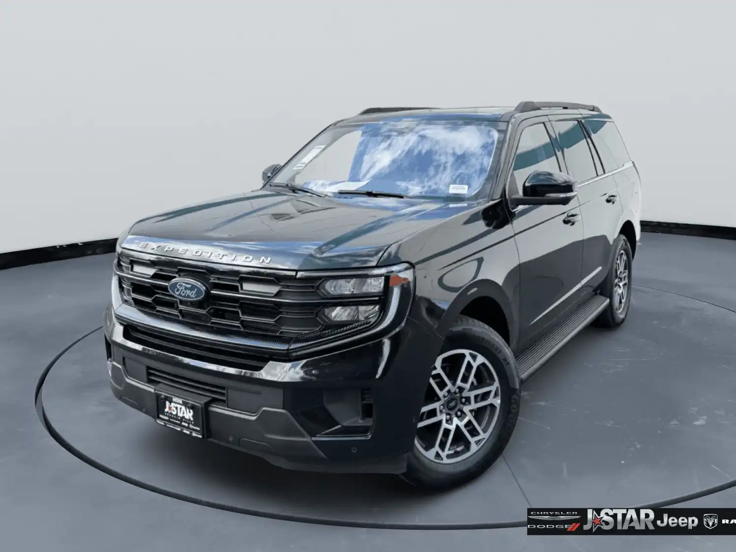 2025 Ford Expedition Active's photo
