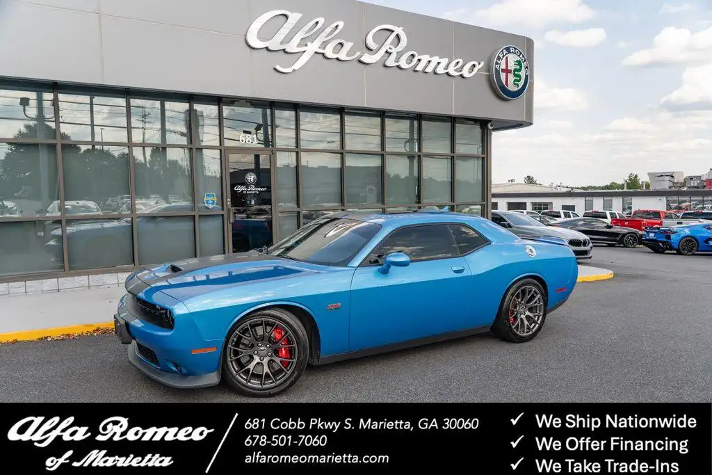 2015 Dodge Challenger SRT 392's photo