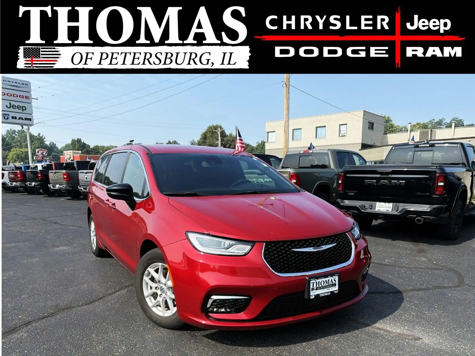 2025 Chrysler Pacifica Select photo 1