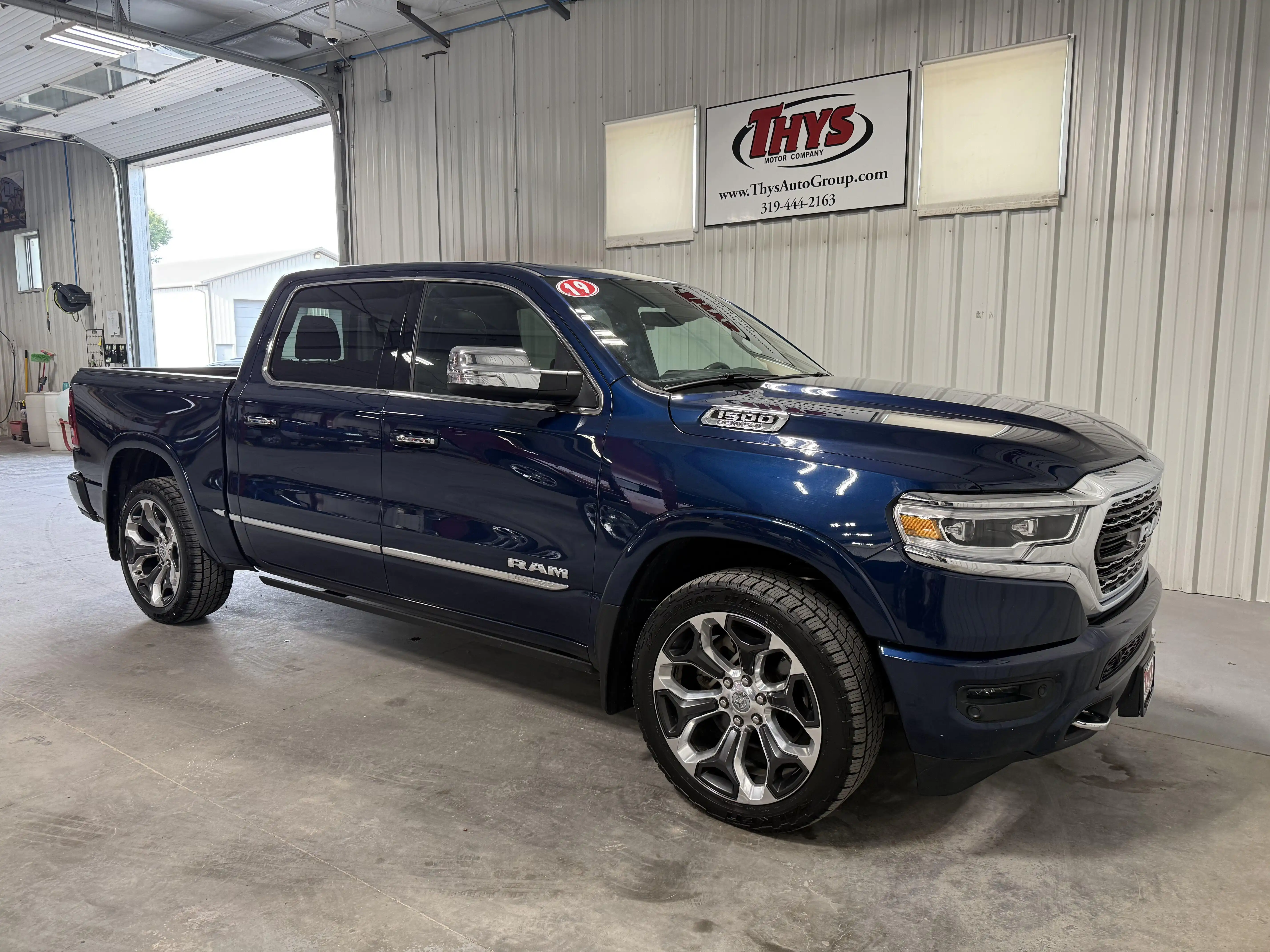 2019 RAM 1500 Limited 4x4 Crew Cab 5'7's photo