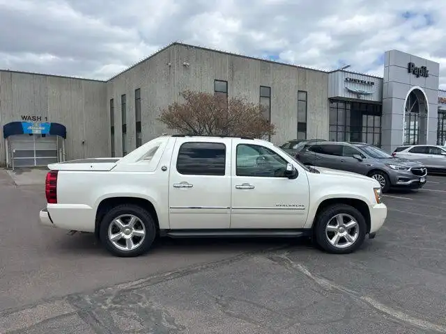 2013 Chevrolet Avalanche 4WD Avalanche LTZ's photo