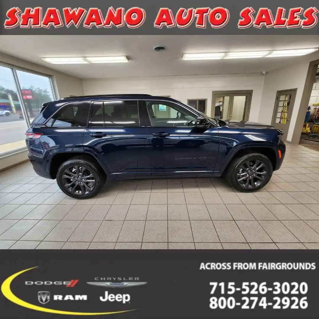 2026 Jeep Grand Cherokee Limited Reserve 4x4's photo