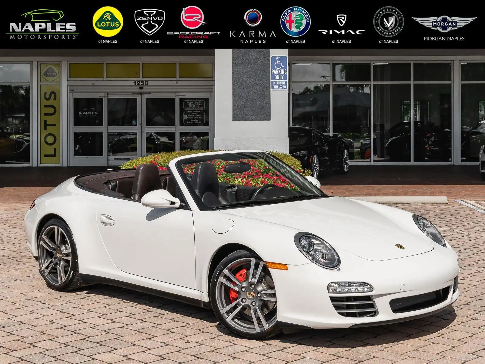 2011 Porsche 911 Carrera 4S Cabriolet's photo