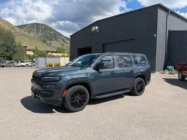 2023 Jeep Wagoneer Series II Carbide 4WD's photo
