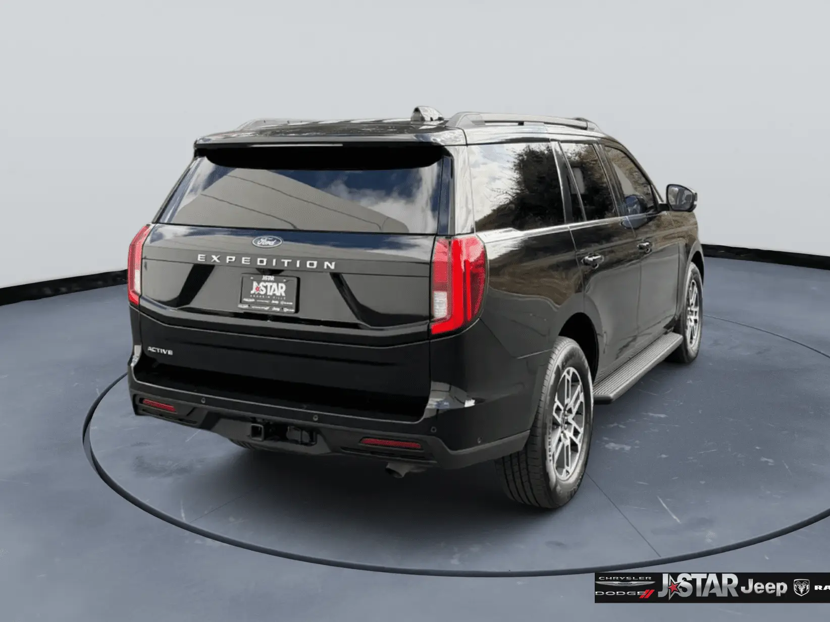 2025 Ford Expedition Active photo 5