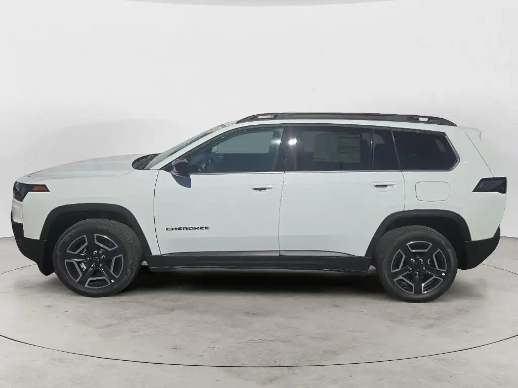 2026 Jeep Cherokee Limited HEV 4X4's photo