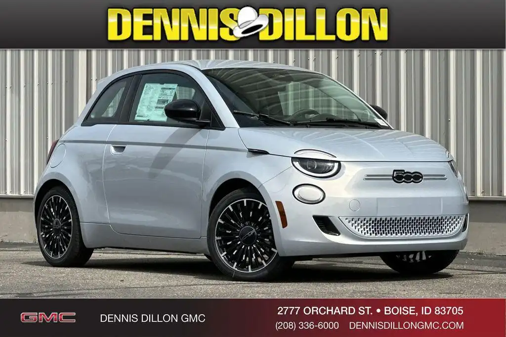 2026 FIAT 500e Pop's photo