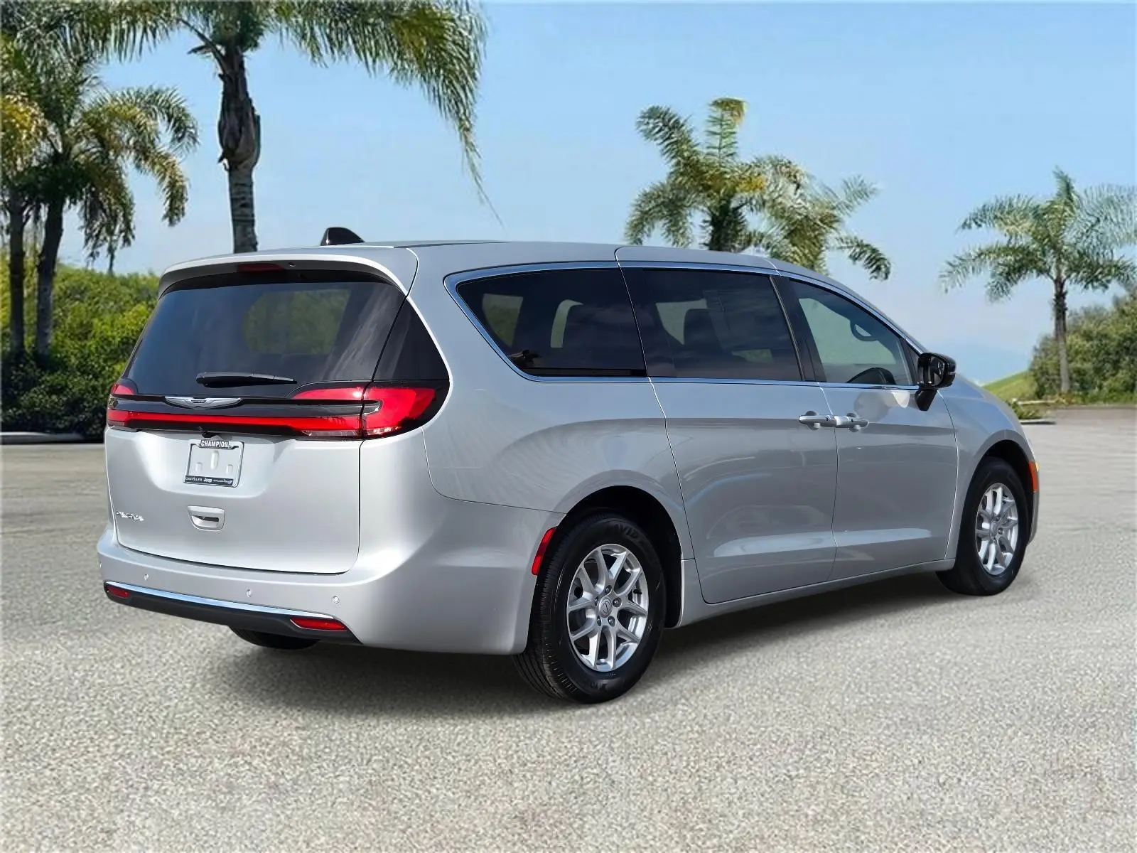 2026 Chrysler Pacifica Select photo 4