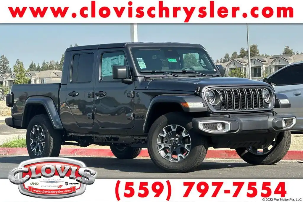 2026 Jeep Gladiator Sahara Auto's photo