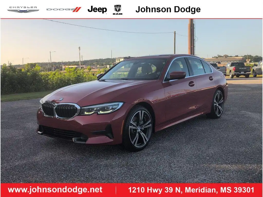 2022 BMW 3 Series 330i Sedan's photo