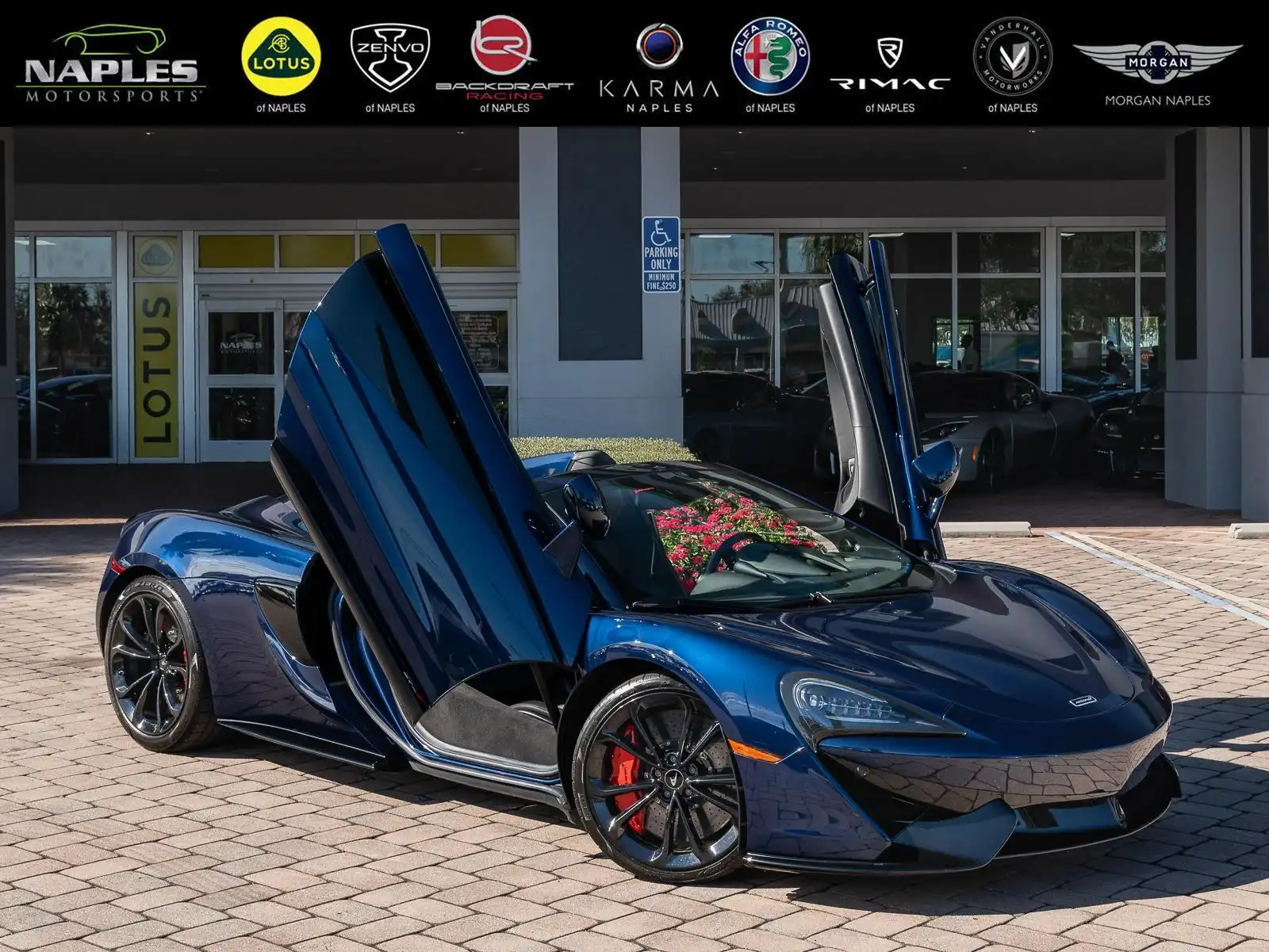 2020 McLaren 570S Spider's photo