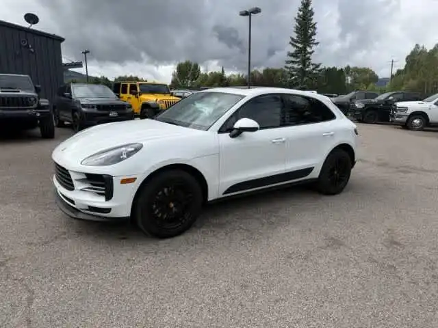 2019 Porsche Macan Base's photo