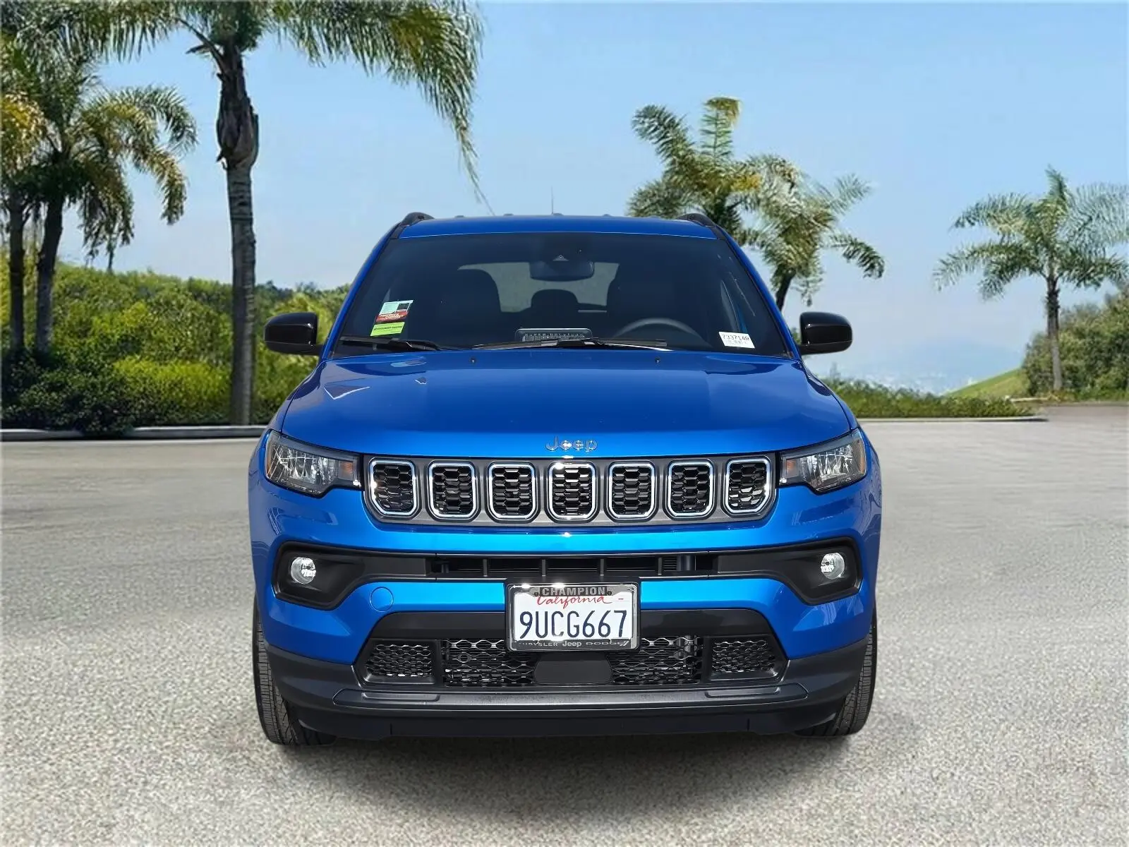 2025 Jeep Compass Latitude 4WD photo 3