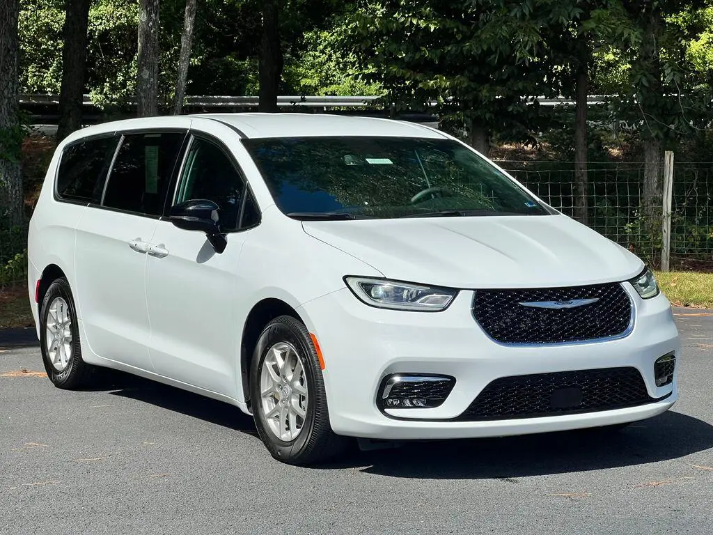 Vehicle Image 1