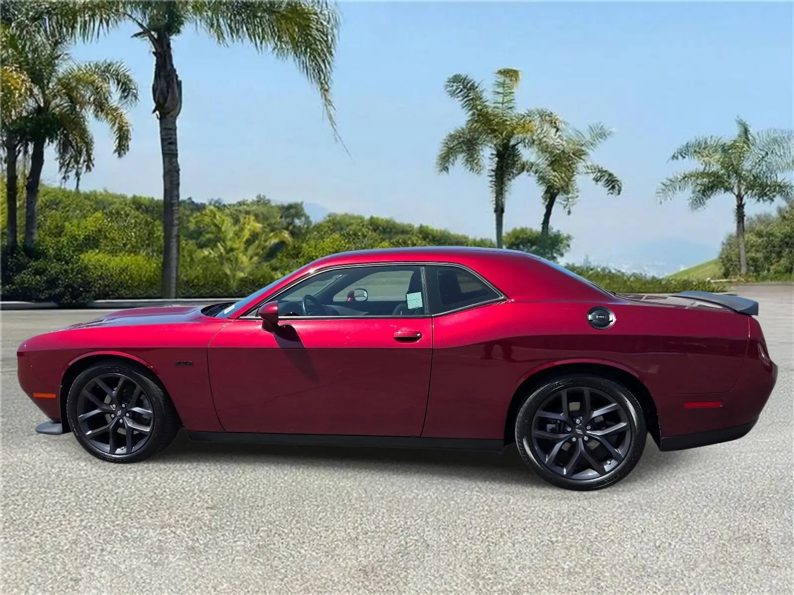 2023 Dodge Challenger R/T photo 3