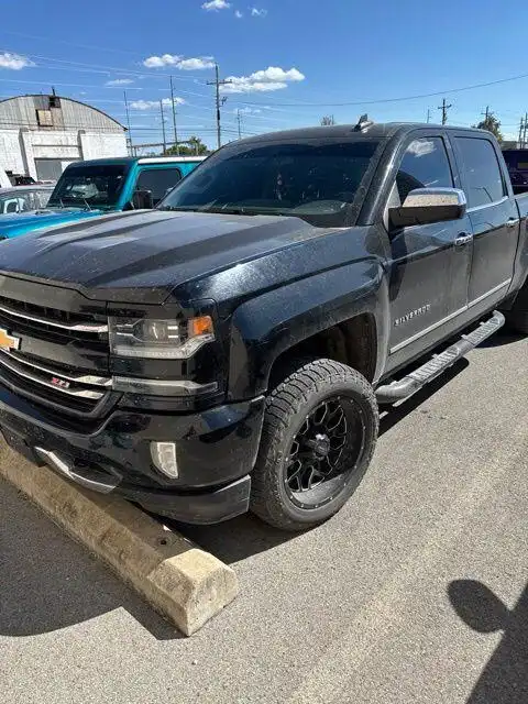 2017 Chevrolet Silverado 1500 Z71 4WD Crew Cab Short Box LTZ's photo