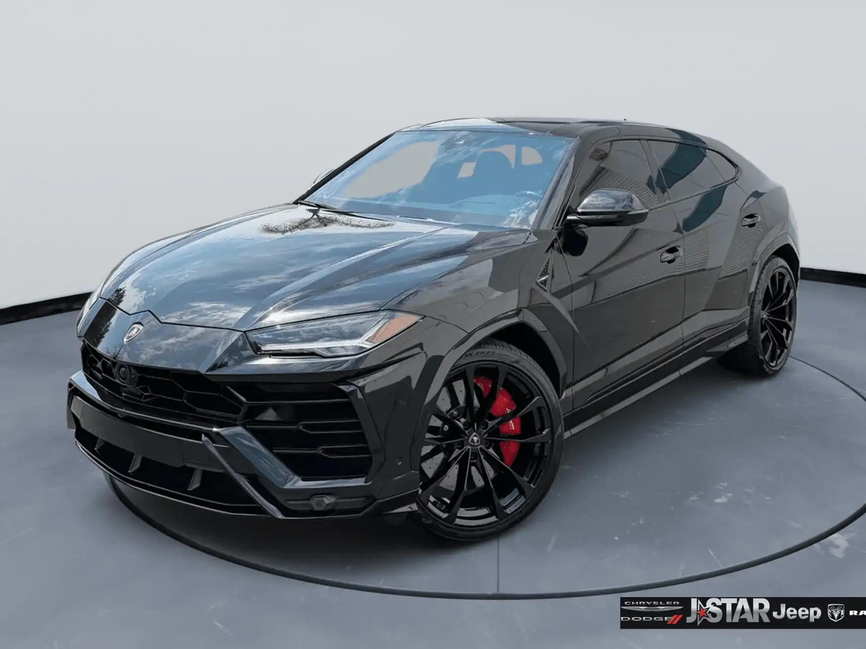 2022 Lamborghini Urus 4.0 V8 Graphite Capsule's photo