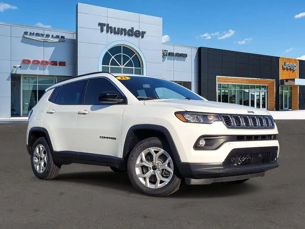 2025 Jeep Compass Latitude 4X4's photo