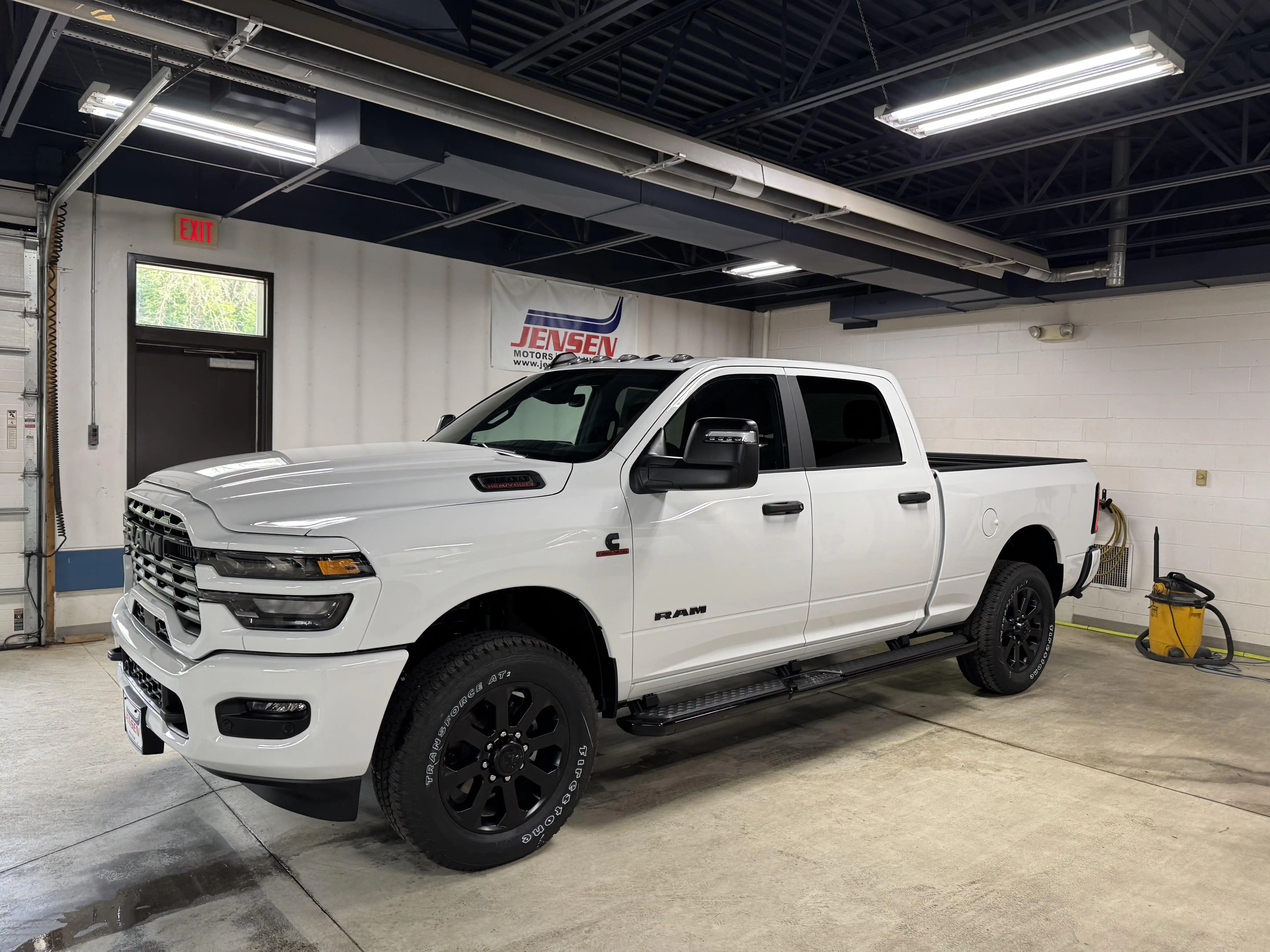 2026 RAM 3500 Big Horn 4X4 Crew Cab SWB's photo