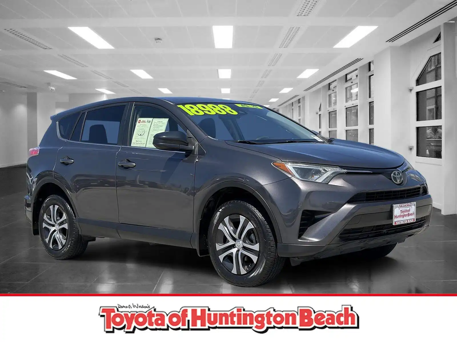 2017 Toyota RAV4 LE AWD's photo